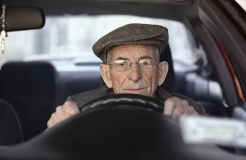 features-news_elderly-driver.jpg